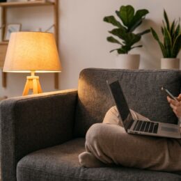 Fatboss Casino : desktop ou mobile, sur quoi c&rsquo;est mieux de jouer ?